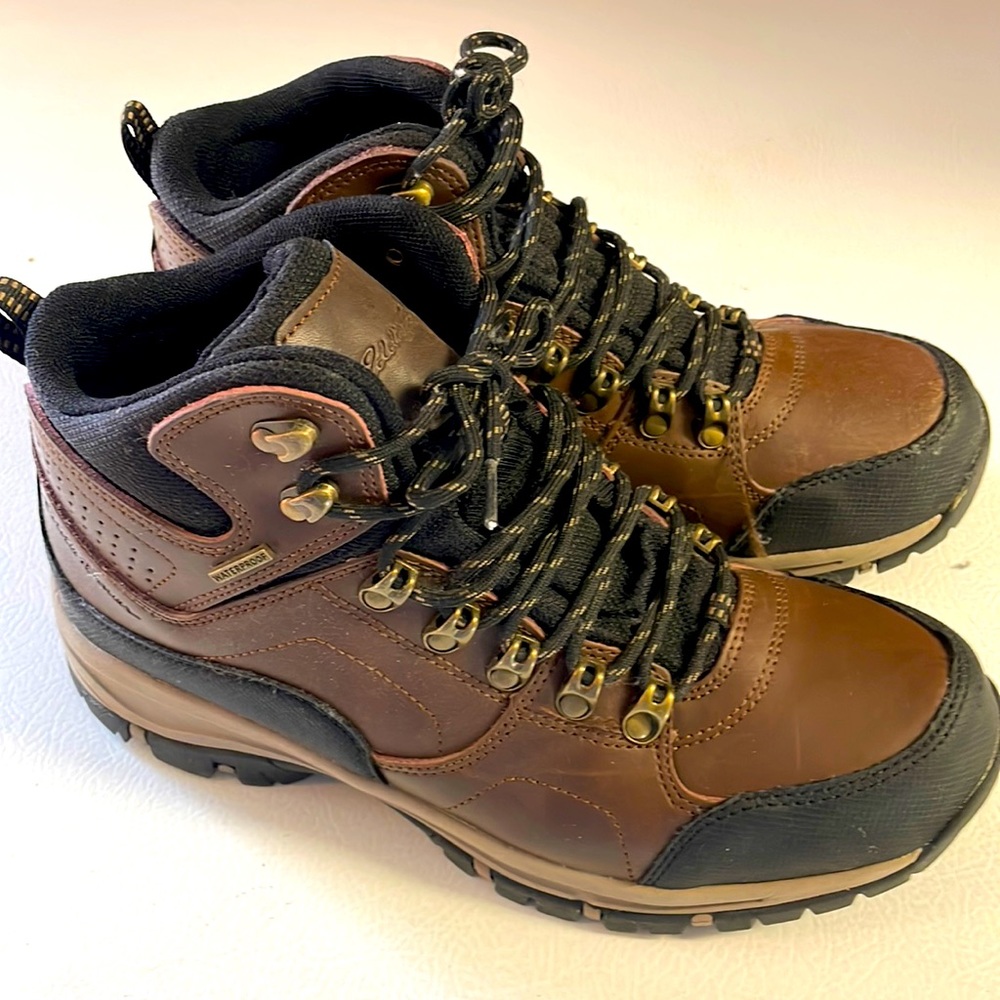 Eddie Bauer hiking books
